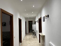 STENDARDI S HOUSE