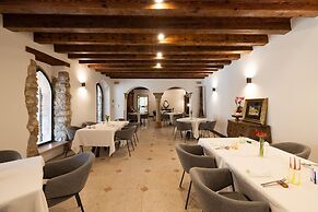 Corte Impero Hotel & Restaurant