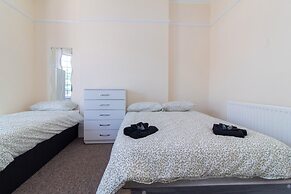 Brookvale Guest House Room 1