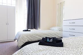 Brookvale Guest House Room 1