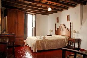 Tugasa Casas Castillo de Castellar