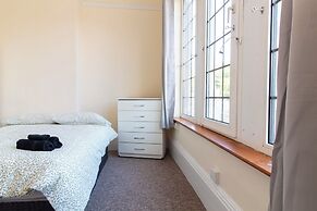 Brookvale Guest House Room 2