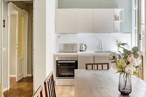 JOIVY Cute flat near Guastalla Gardens