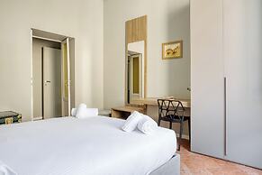 JOIVY Cute flat near Guastalla Gardens