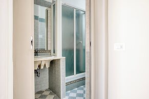 JOIVY Cute flat near Guastalla Gardens