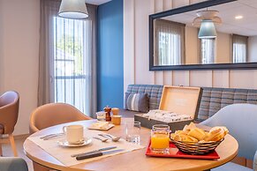 Quality Suites Chambery