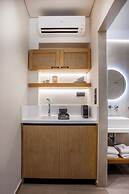 Aliston Deluxe Living - Adults Only