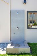 Aliston Deluxe Living - Adults Only