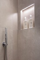 Aliston Deluxe Living - Adults Only