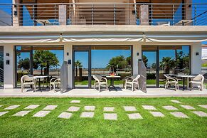 Aliston Deluxe Living - Adults Only