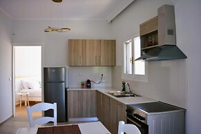 Tarmaros - Families & Groups