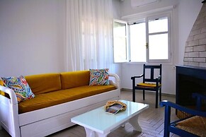 Tarmaros - Families & Groups