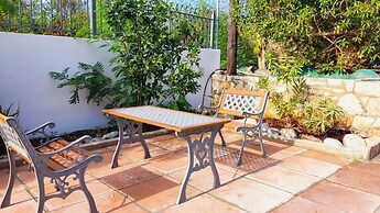 Tarmaros - Families & Groups