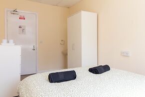 Brookvale Guest House Room 4