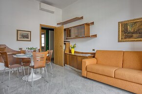 JOIVY Captivating flat with balcony