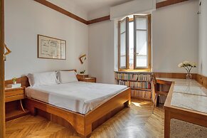 JOIVY Captivating flat with balcony