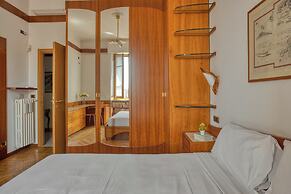 JOIVY Captivating flat with balcony