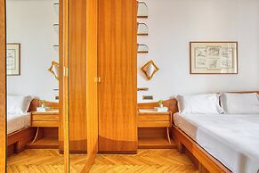 JOIVY Captivating flat with balcony