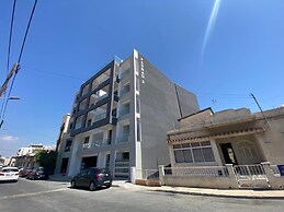 Pauhad 3 - Larnaca Studios & Apts