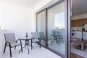 Pauhad 3 - Larnaca Studios & Apts