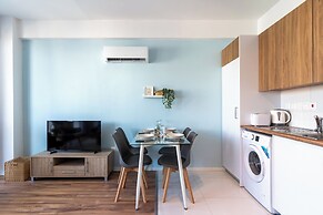 Pauhad 3 - Larnaca Studios & Apts