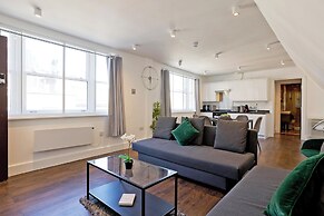 Imperial Middlesex Street Apartments