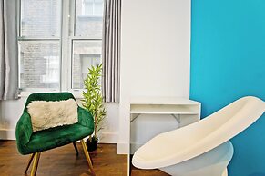 Imperial Middlesex Street Apartments