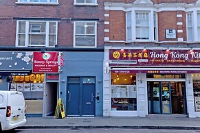 Imperial Middlesex Street Apartments