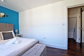 Imperial Middlesex Street Apartments
