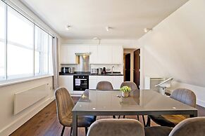Imperial Middlesex Street Apartments