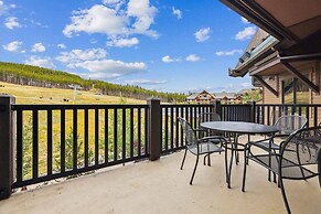 Luxury Crystal Peak Lodge 2 Bedroom Condo - Ski In, Ski Out