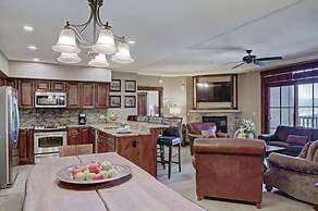 Luxury Crystal Peak Lodge 3 Bedroom Condo - Ski In, Ski Out