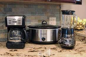 Luxury Crystal Peak Lodge 3 Bedroom Condo - Ski In, Ski Out