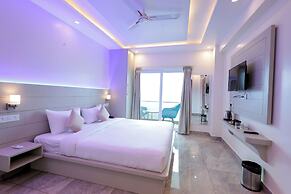 GREEN HILLS HOTEL