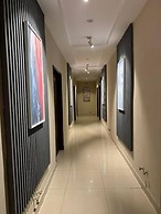 Shelton Boulevard Hotel Lahore