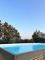 Lamarossa Trulli & Suites