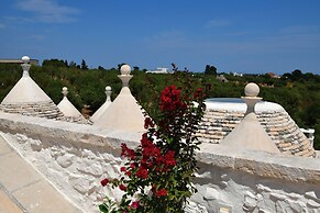 Lamarossa Trulli & Suites
