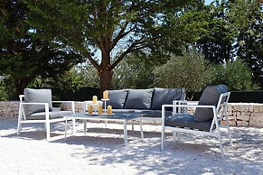 Lamarossa Trulli & Suites