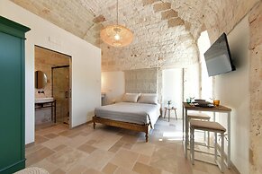 Lamarossa Trulli & Suites