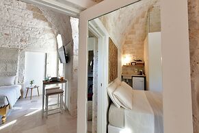 Lamarossa Trulli & Suites