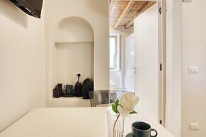 JOIVY Delightful flat in Central Milan