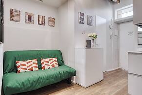 JOIVY Delightful flat in Central Milan