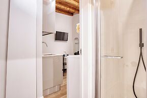 JOIVY Delightful flat in Central Milan