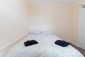 Brookvale Guest House Room 13