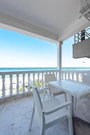 Blue Flag Studios Nilie Hospitality