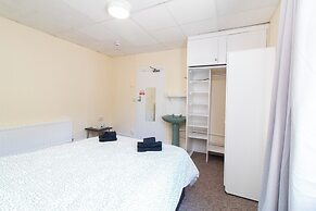 Brookvale Guest House Room 14