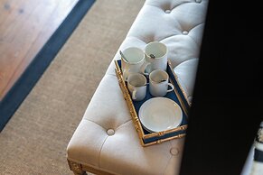 Bagutta Suites