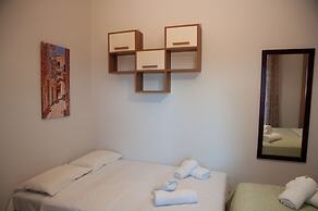 GLIPTIS Apartments