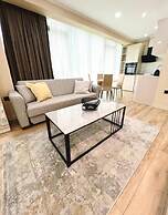 Exclusive Seaside Apartment