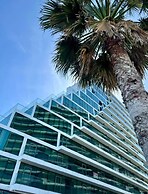 Exclusive Seaside Apartment